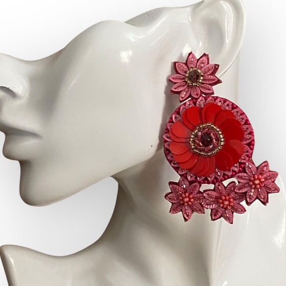 165 Lovely Statement Earrings - Picture 3 of 10